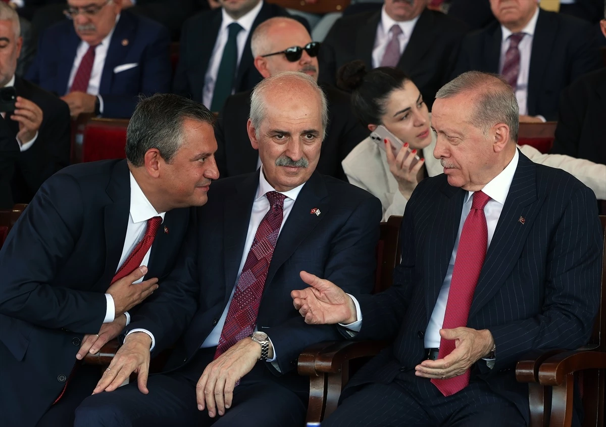 Cumhurbaşkanı Erdoğan: Kıbrıs Barış Harekatı ile Kıbrıs Türkü’nün yalnız olmadığını gösterdik